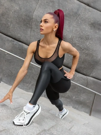 Bona Fide: Madonna "Black"