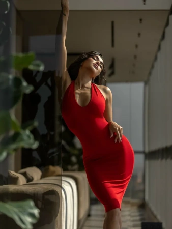 Bona Fide: The Temptress "Red"