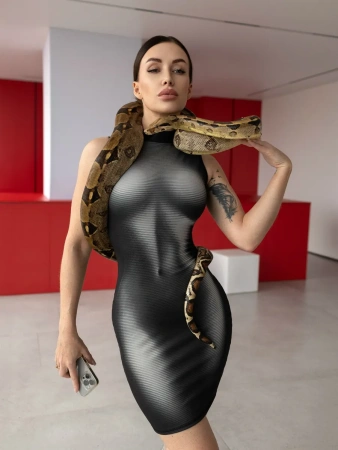 Bona Fide: Mini Dress "Naked Grey"