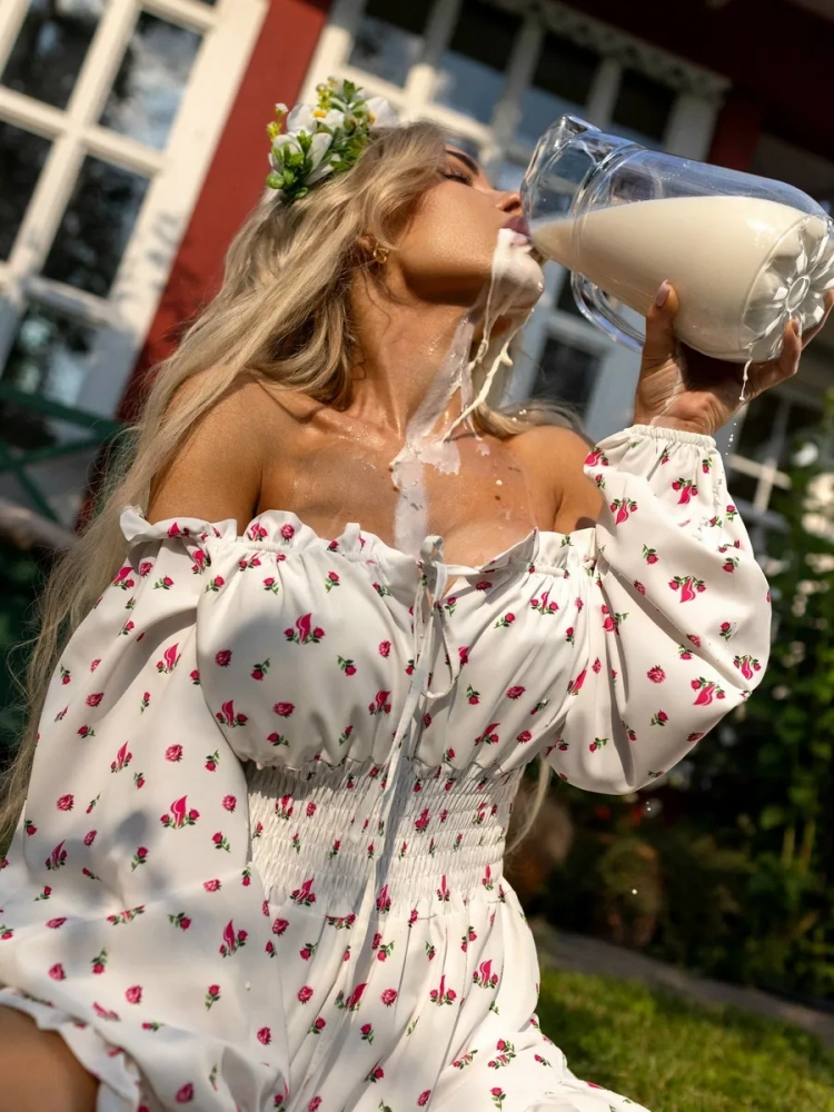 Bona Fide: Sweet doll "Rose white"