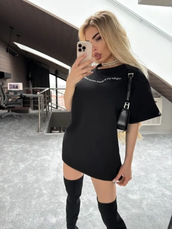 Bona Fashion: Oversize T-Shirt  "Beauty Icon"